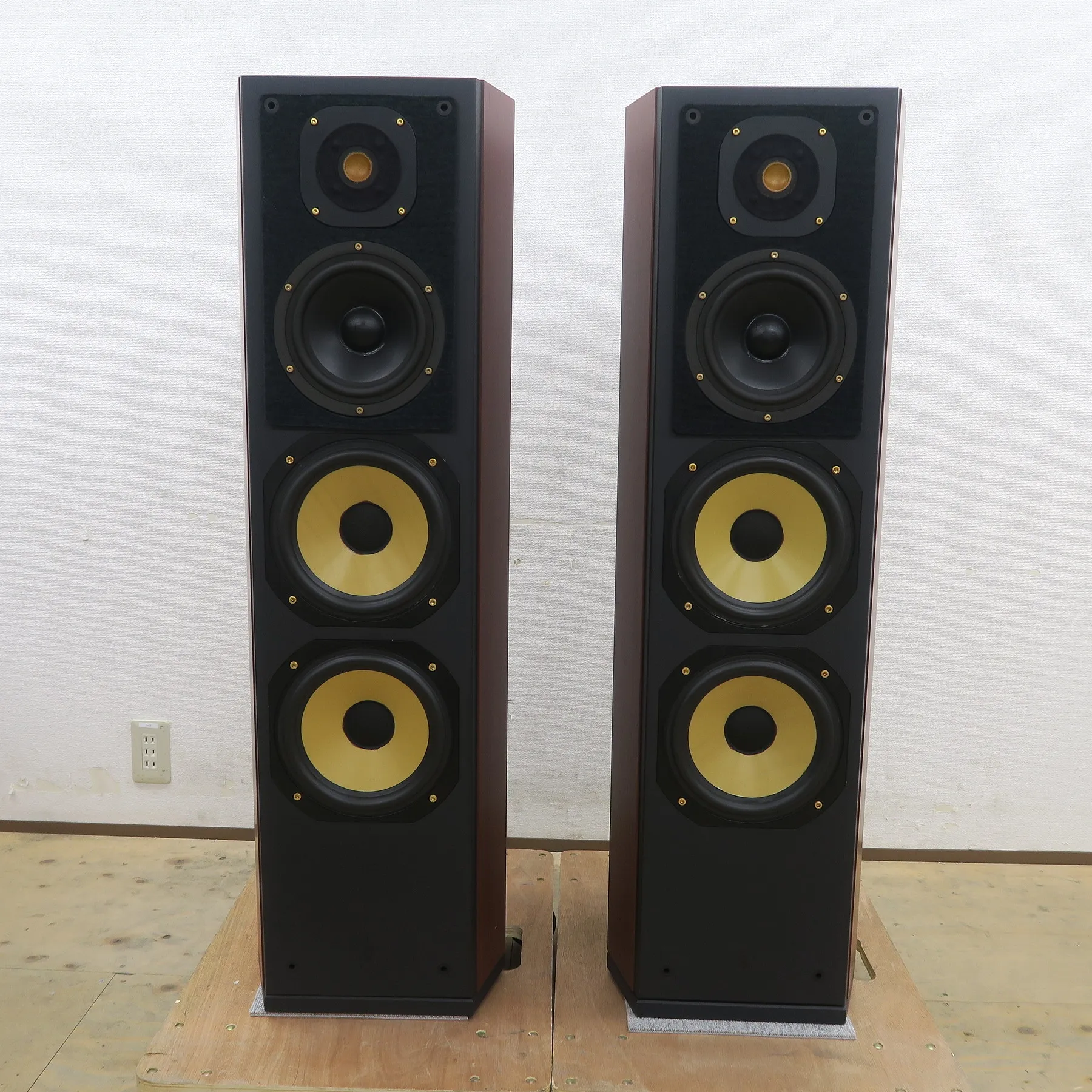 AudioVector F3/LYD M5X Signature スピーカー オーディオベクター