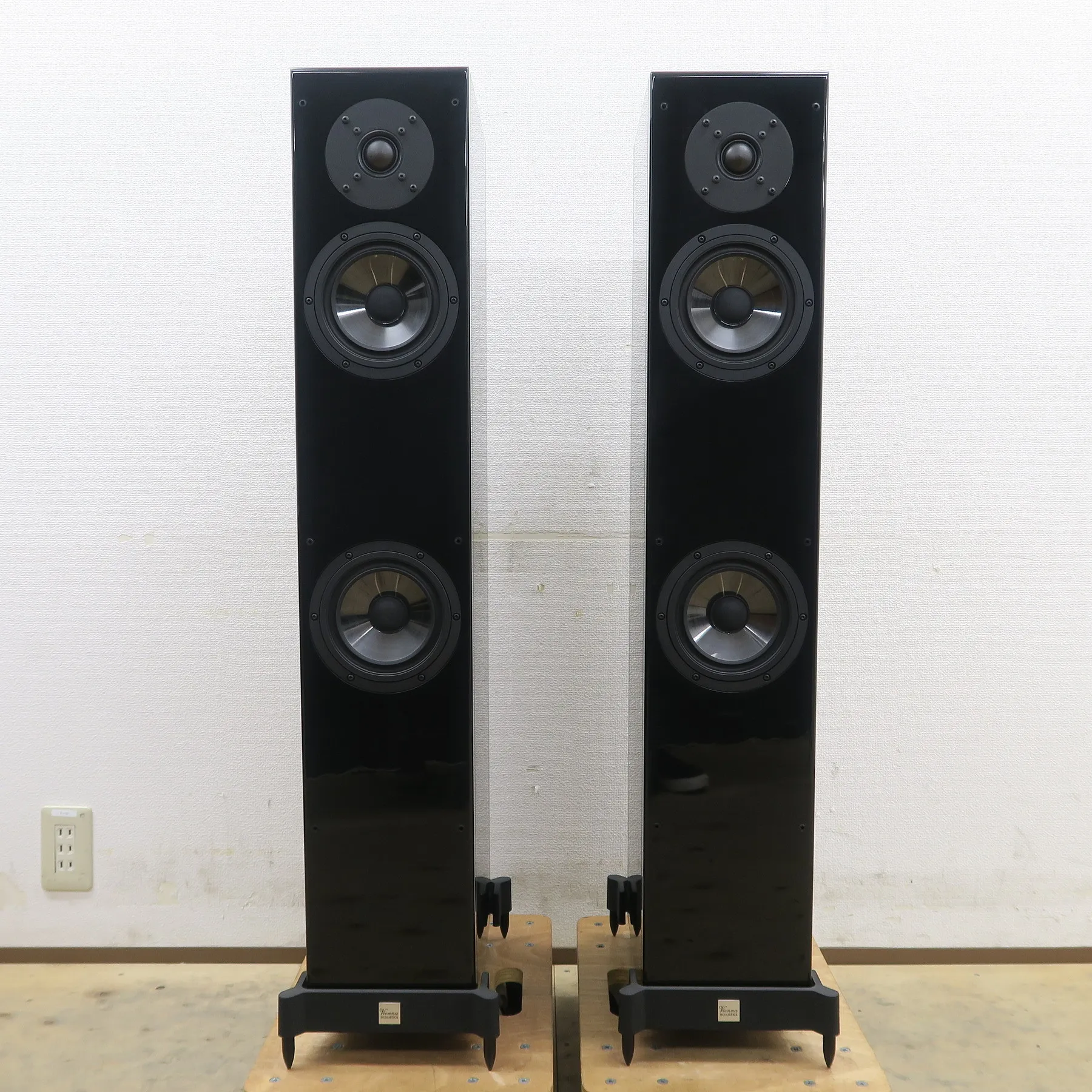 Vienna acoustics MOZART GRAND スピーカー ウィーンアコースティック