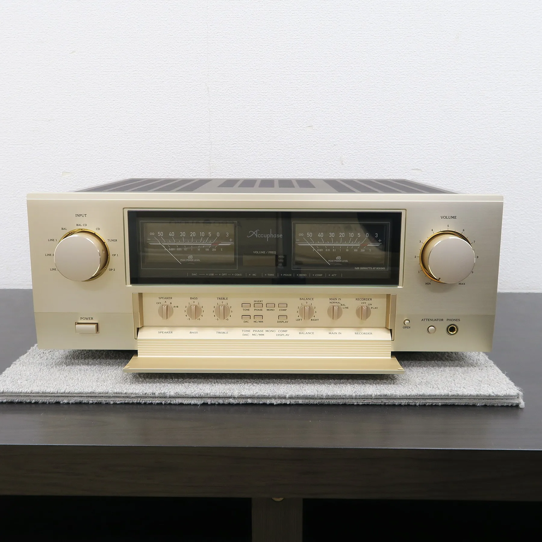 Accuphase E-4000 プリメインアンプ アキュフェーズ @58233｜中古