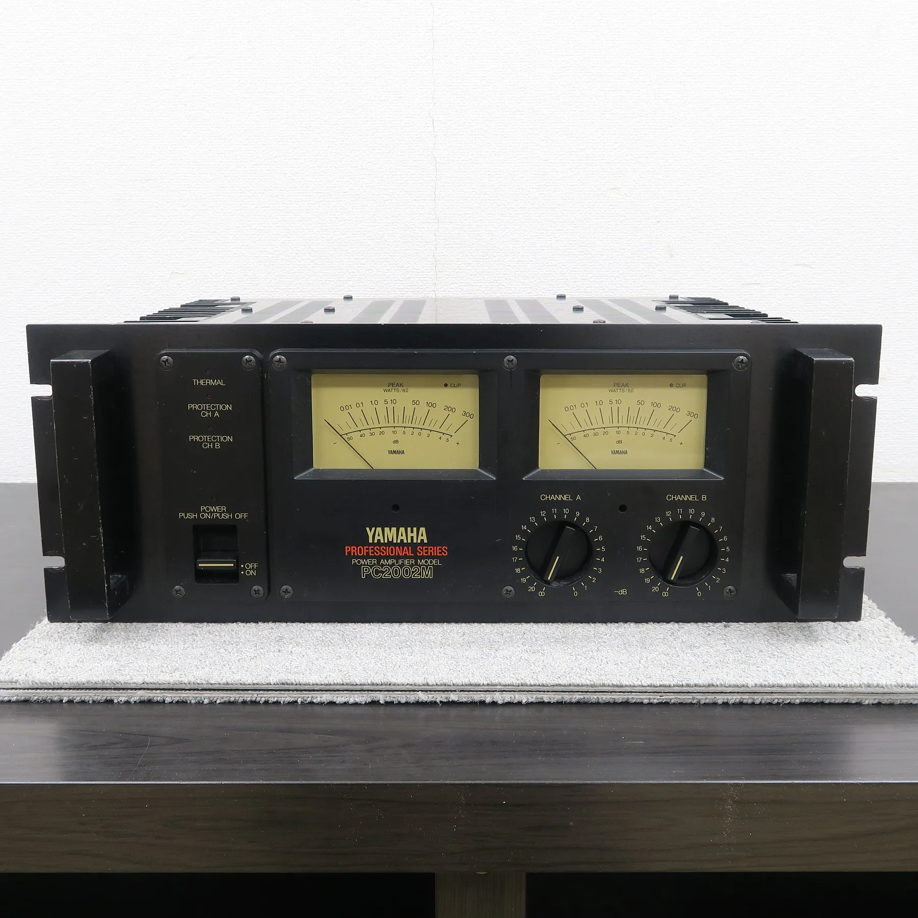 YAMAHA PC2002M PAパワーアンプ ヤマハ