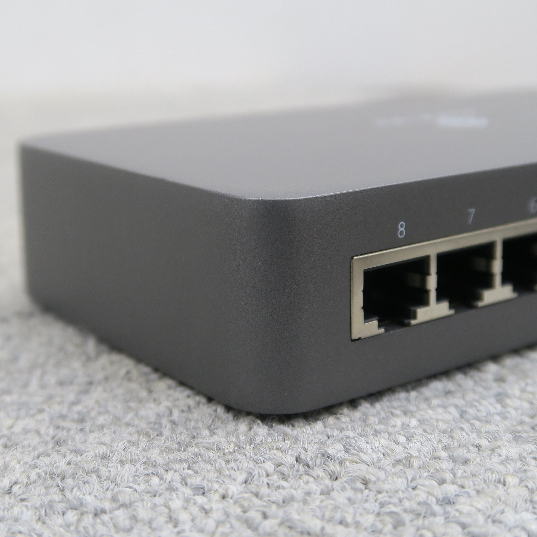 Bランク】NuPrime Omnia SW-8 オーディオ専用ハブ ニュー Bランク】NuPrime Omnia SW-8 オーディオ専用ハブ ニュー