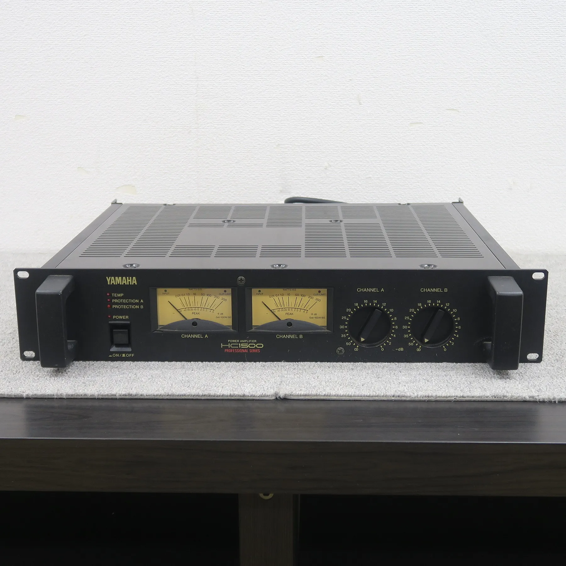 YAMAHA HC1500 パワーアンプ ヤマハ