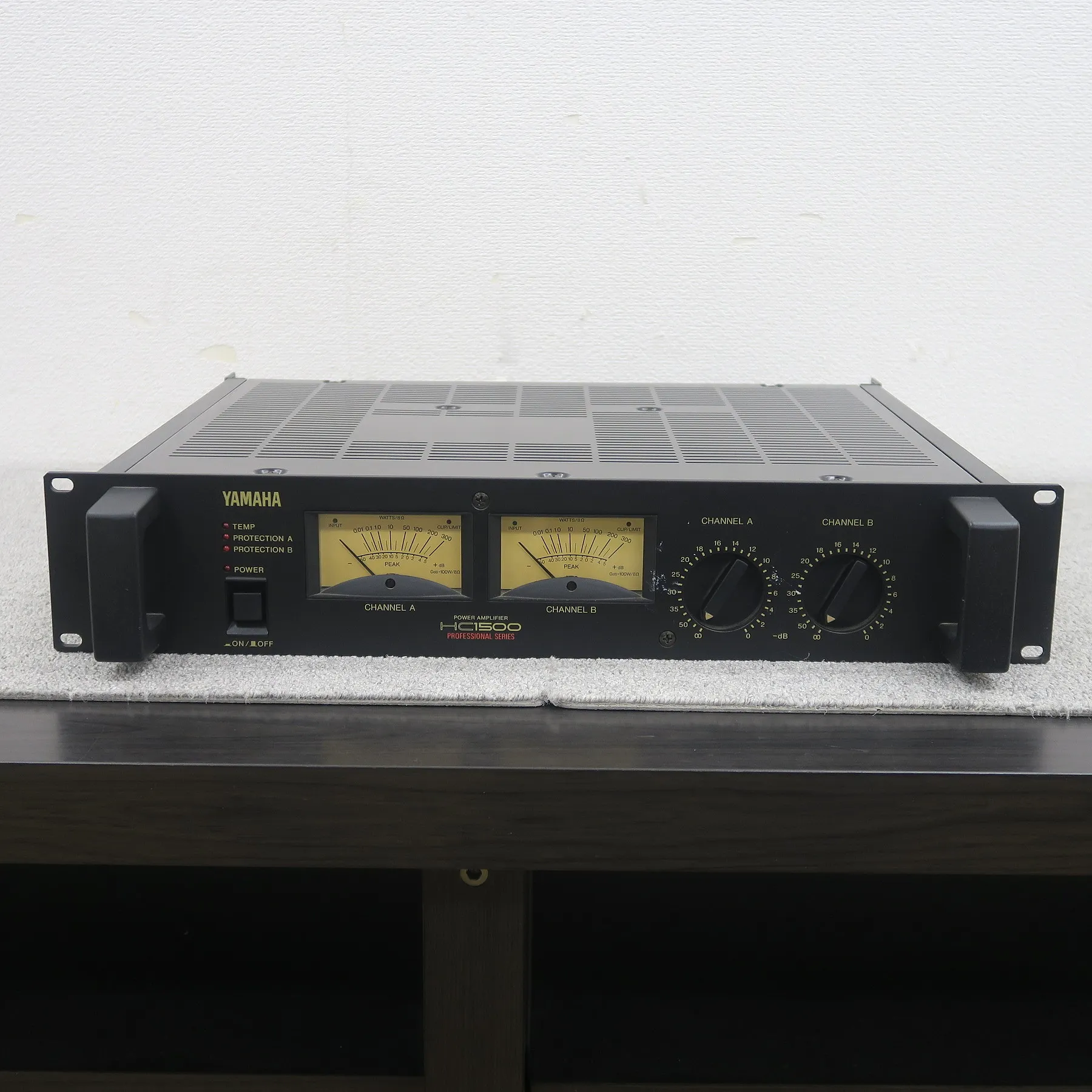 YAMAHA HC1500 パワーアンプ ヤマハ