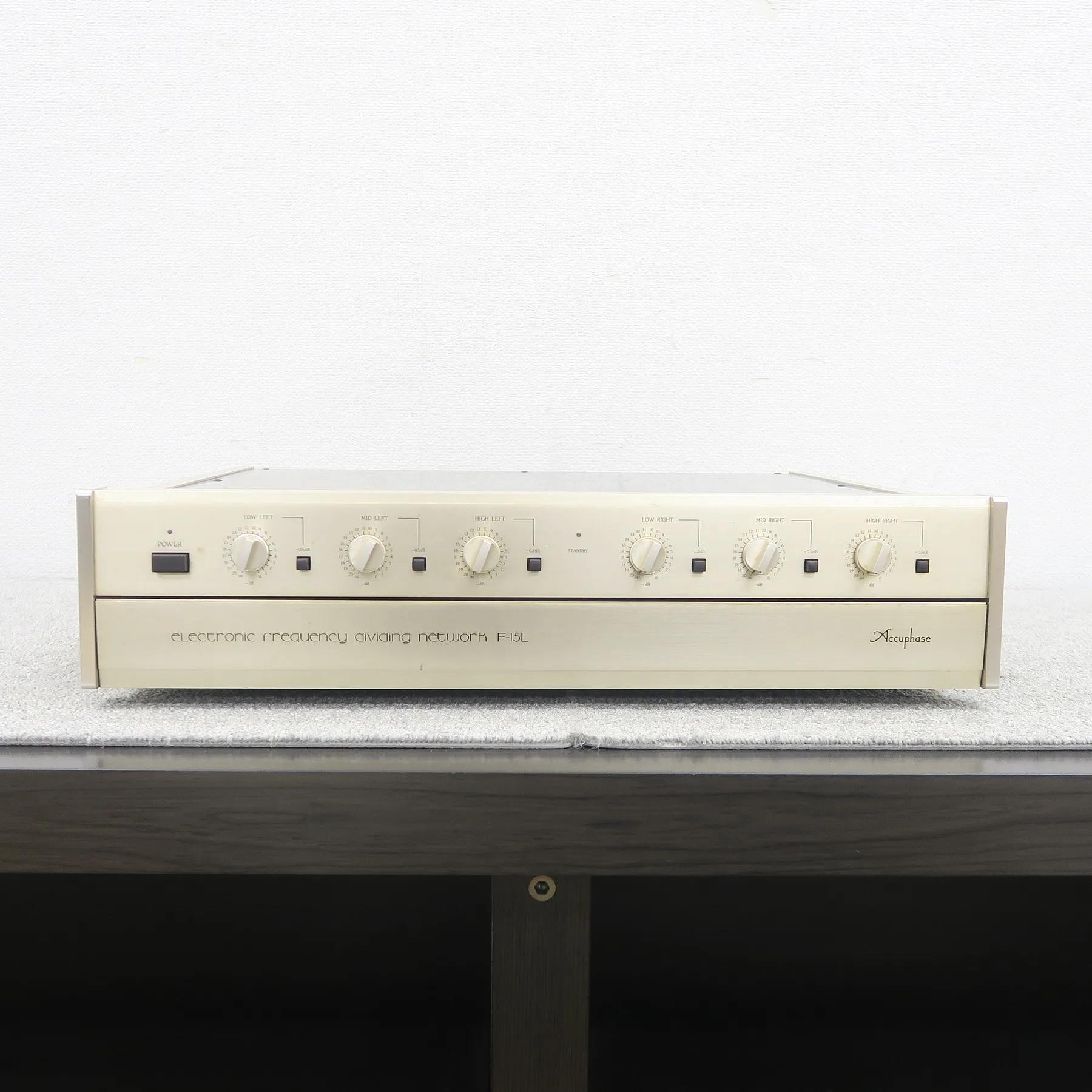 Accuphase F-15L チャンネルデバイダー アキュフェーズ