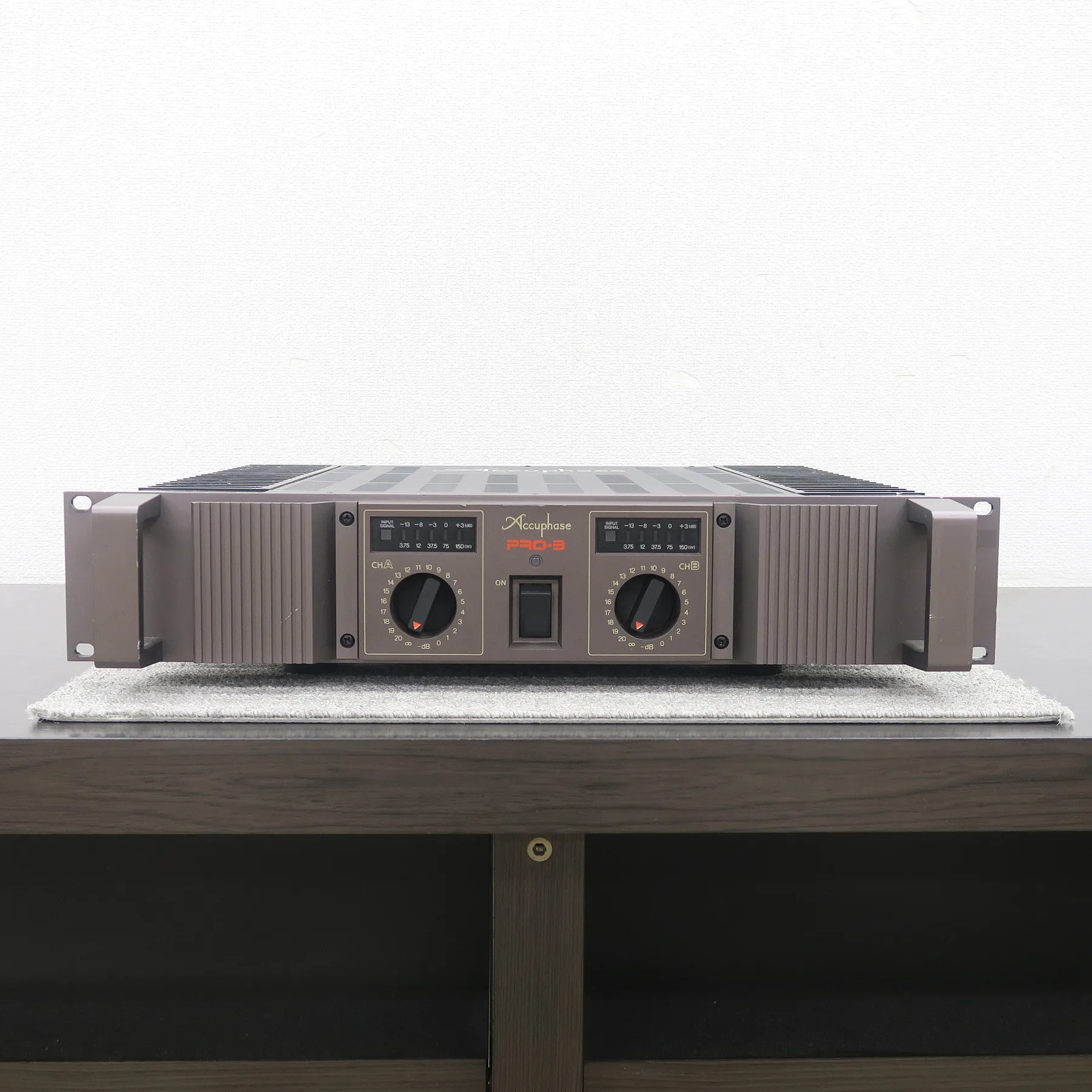 Accuphase PRO-3 パワーアンプ アキュフェーズ