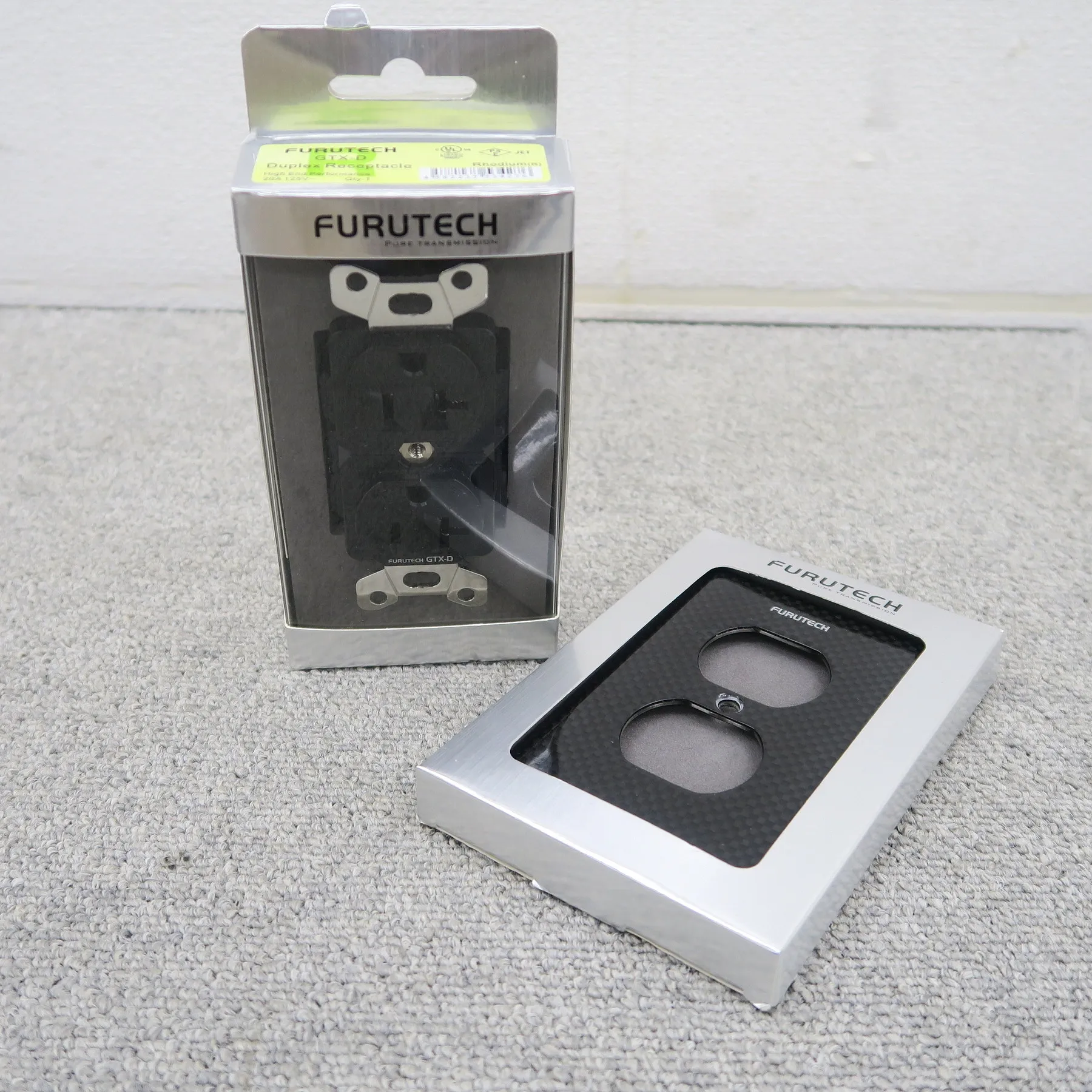FURUTECH GTX-D(R) & 104-D 壁コンセント&プレートセット フルテック