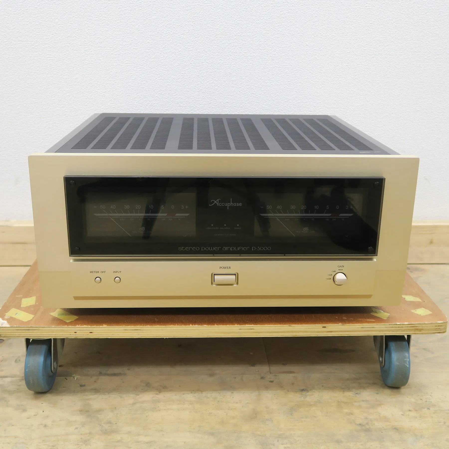 Accuphase P-5000 パワーアンプ アキュフェーズ
