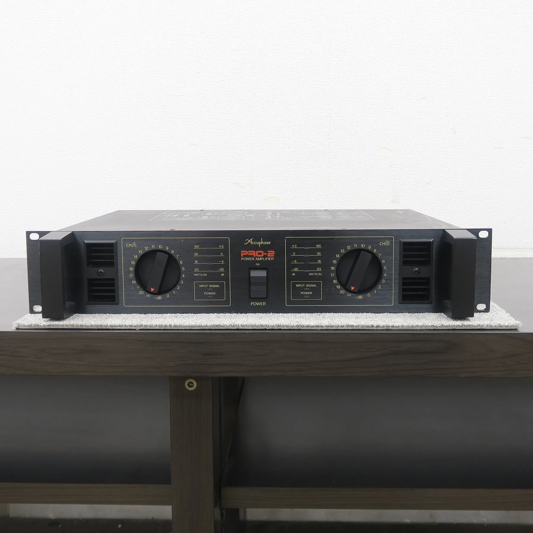 Accuphase PRO-2 パワーアンプ アキュフェーズ