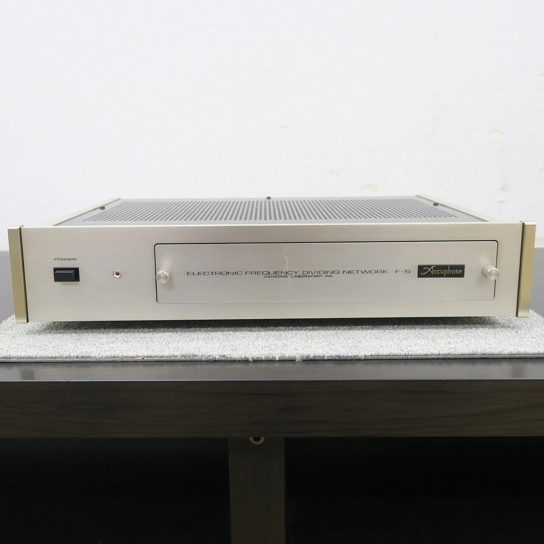 Accuphase F-5 チャンネルデバイダー アキュフェーズ