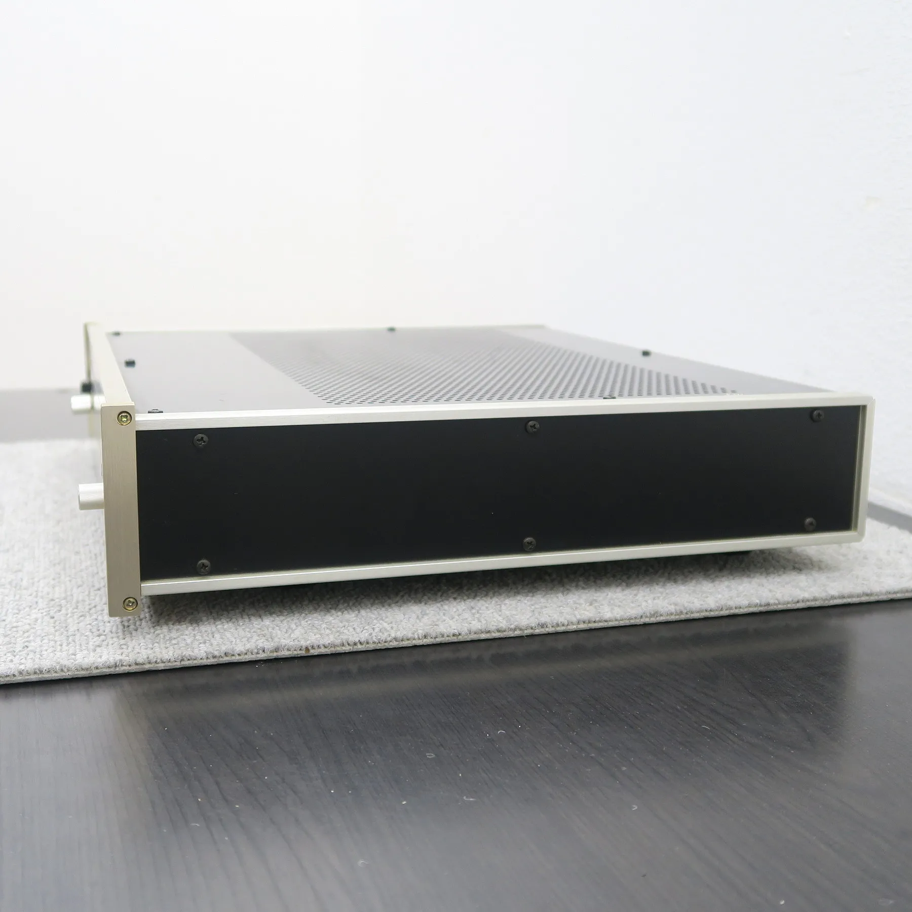 ジャンク】Accuphase F-5 チャンネルデバイダー アキュフェーズ @59105