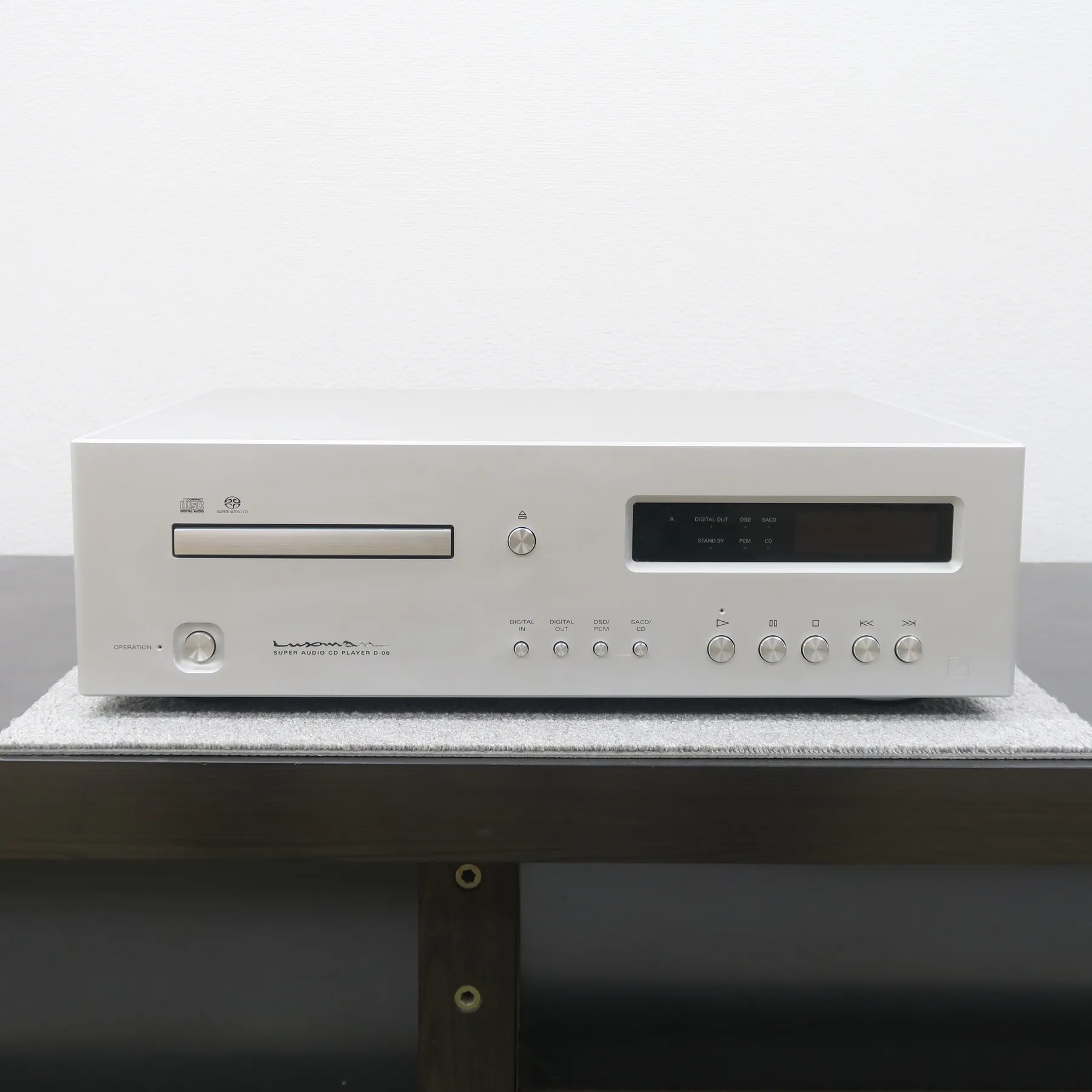 LUXMAN D-06 CDデッキ ラックスマン