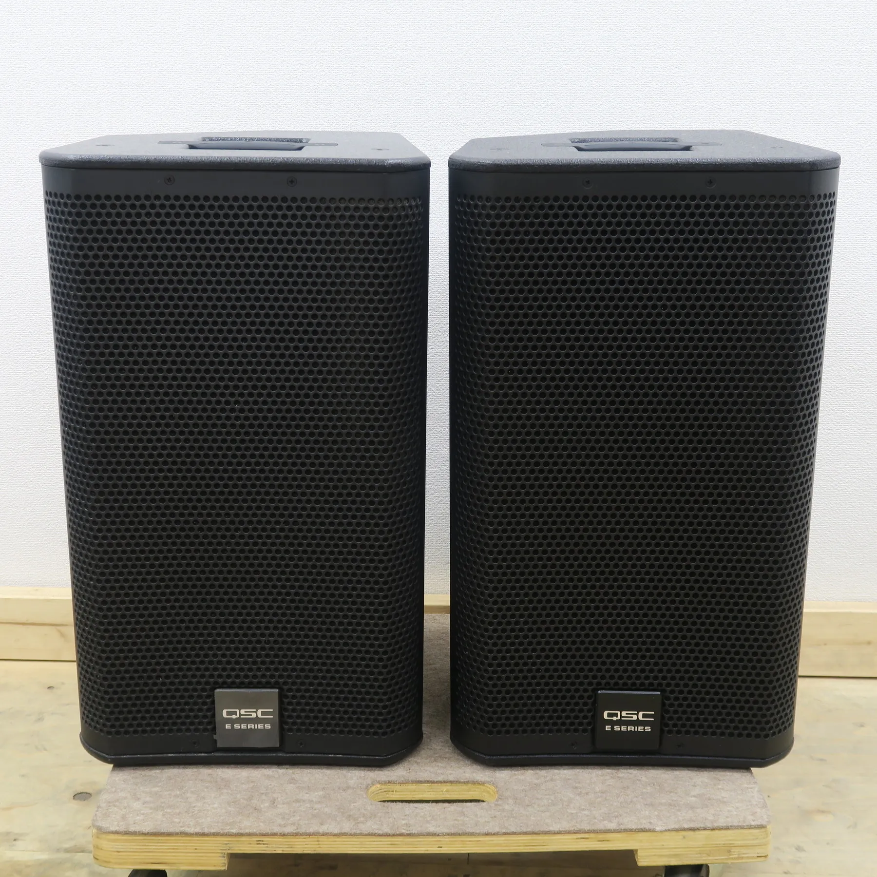 QSC E110 スピーカー キューエスシー