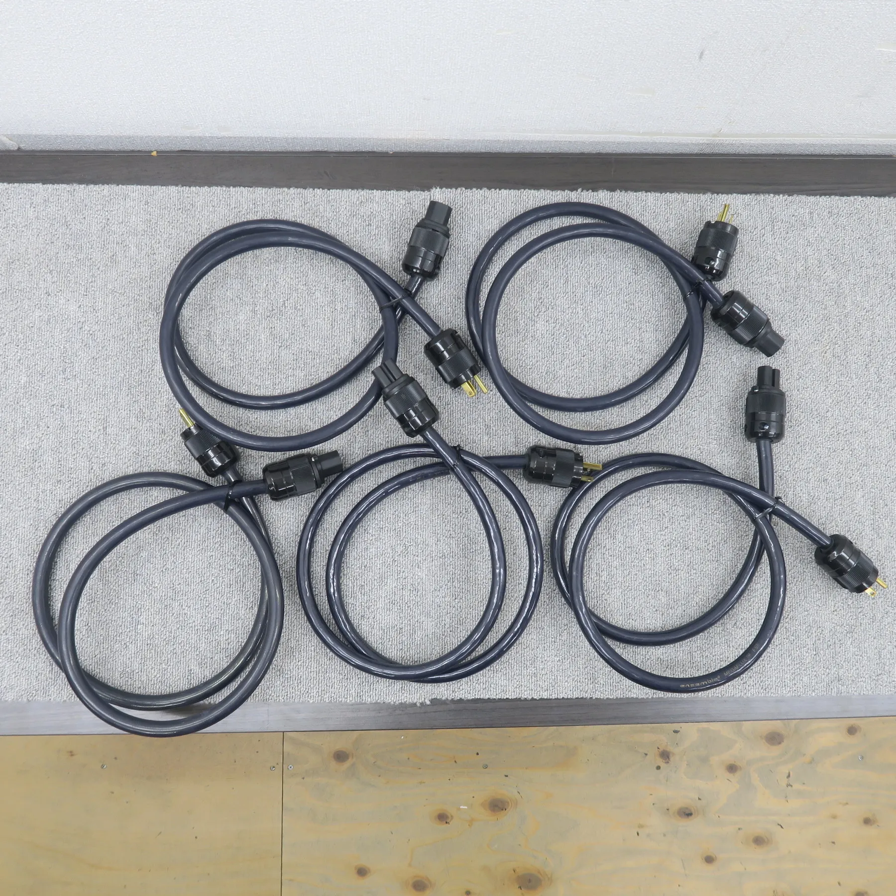 ENSAMBLE MEGAFLUX POWER 1.5m 5本セット 電源ケーブル
