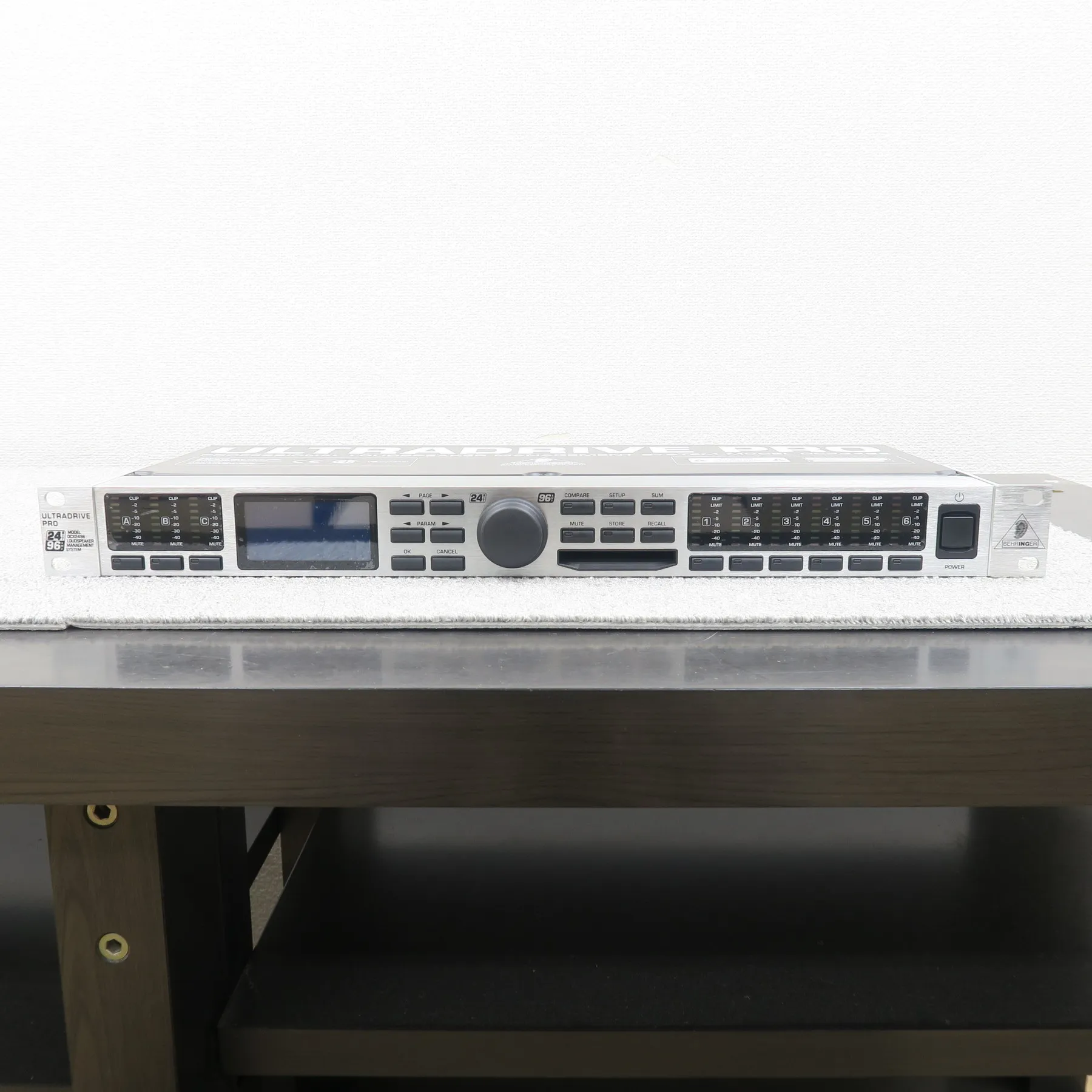 BEHRINGER DCX2496 チャンネルデバイダー ベリンガー