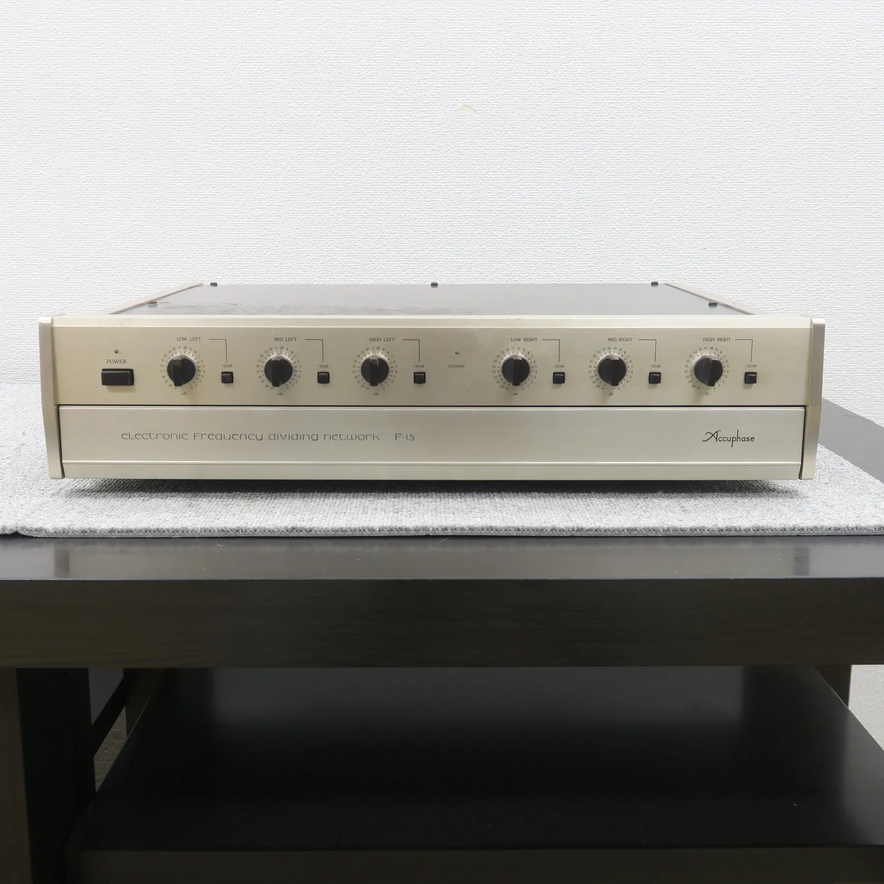 Accuphase F-15 チャンネルデバイダー アキュフェーズ