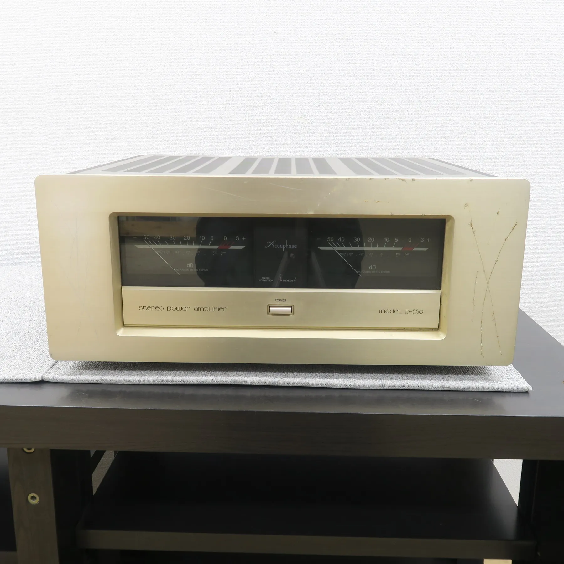 Accuphase P-550 パワーアンプ アキュフェーズ