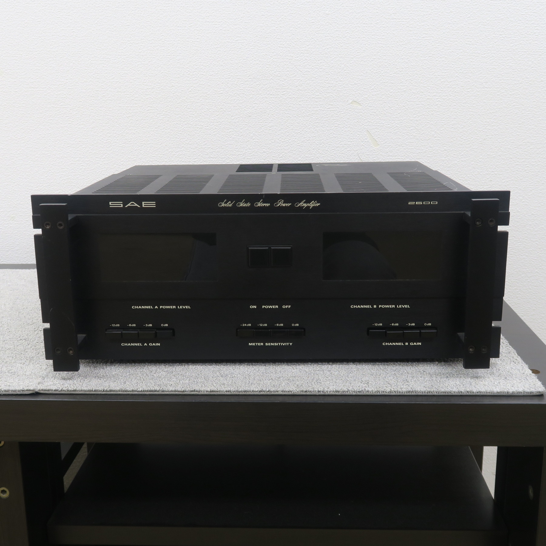 ジャンク】SAE 2600 パワーアンプ エスエーイー @60317｜中古