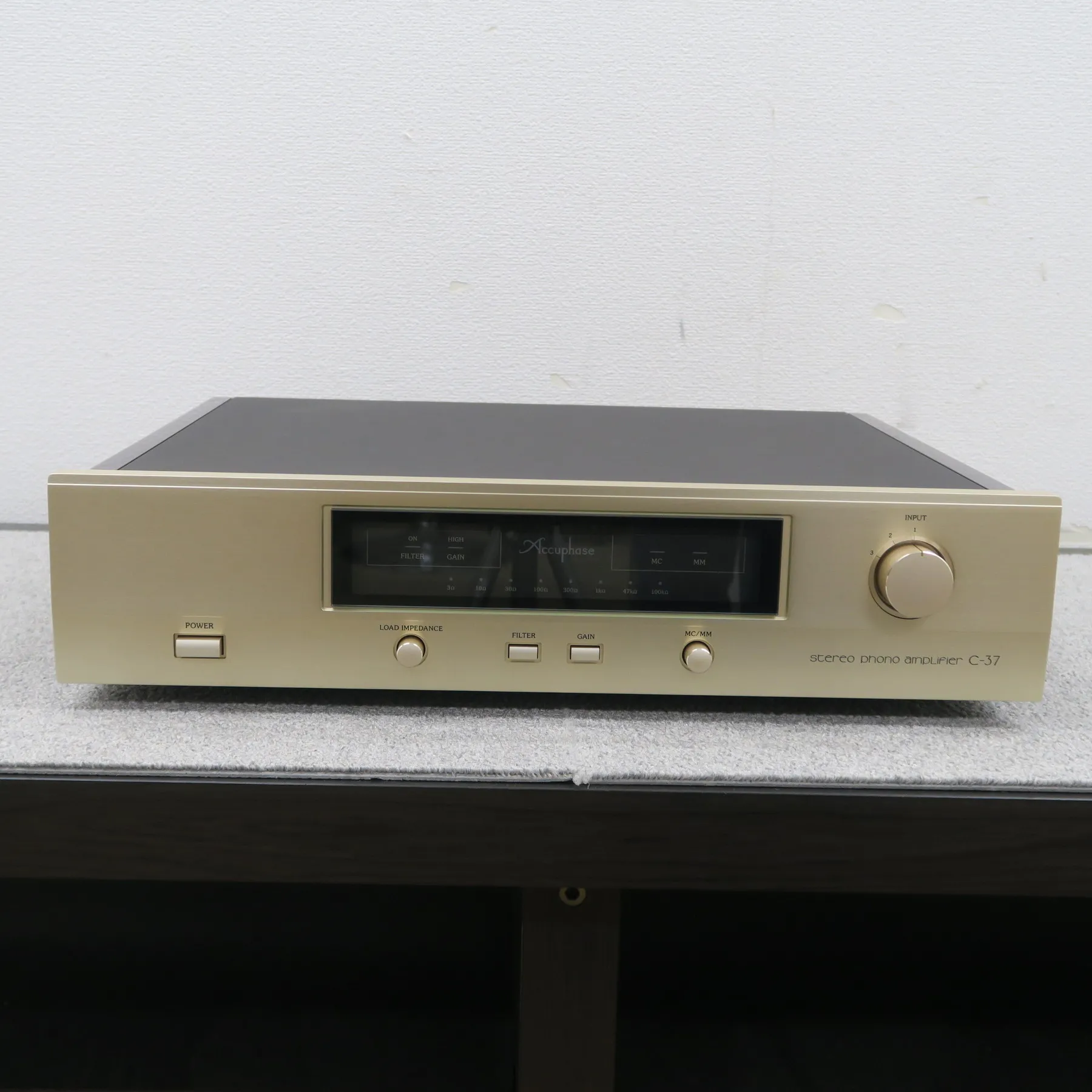 Accuphase C-37 フォノイコライザー アキュフェーズ