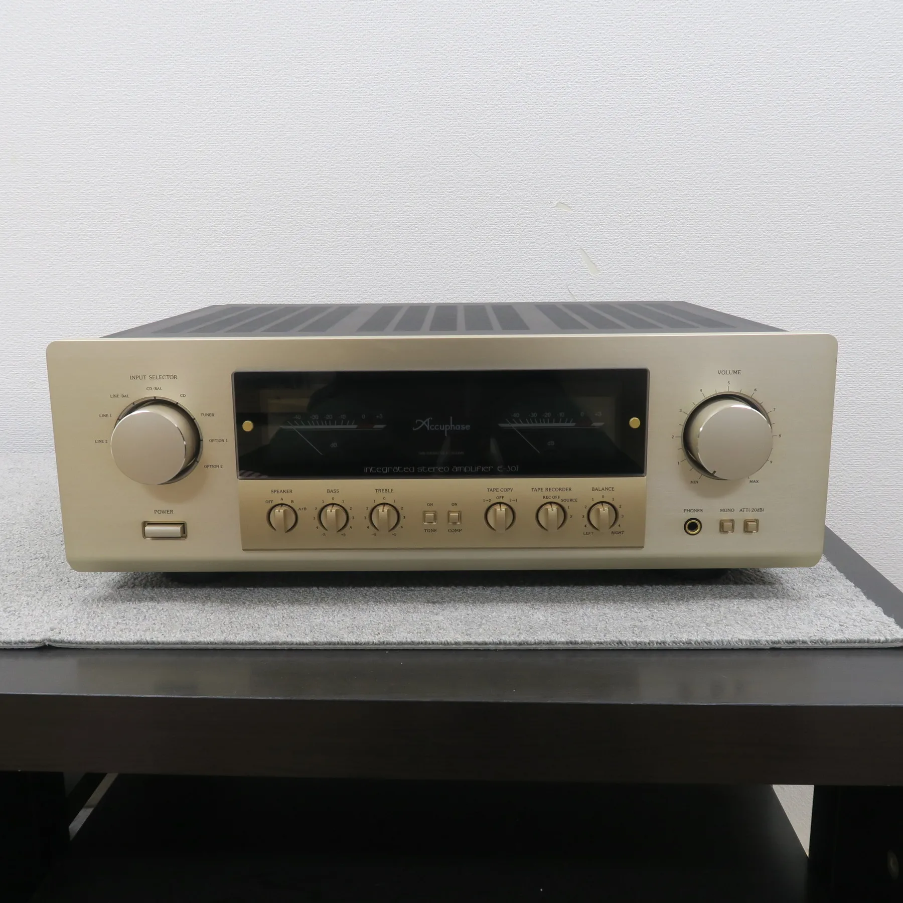 Accuphase E-307 プリメインアンプ アキュフェーズ