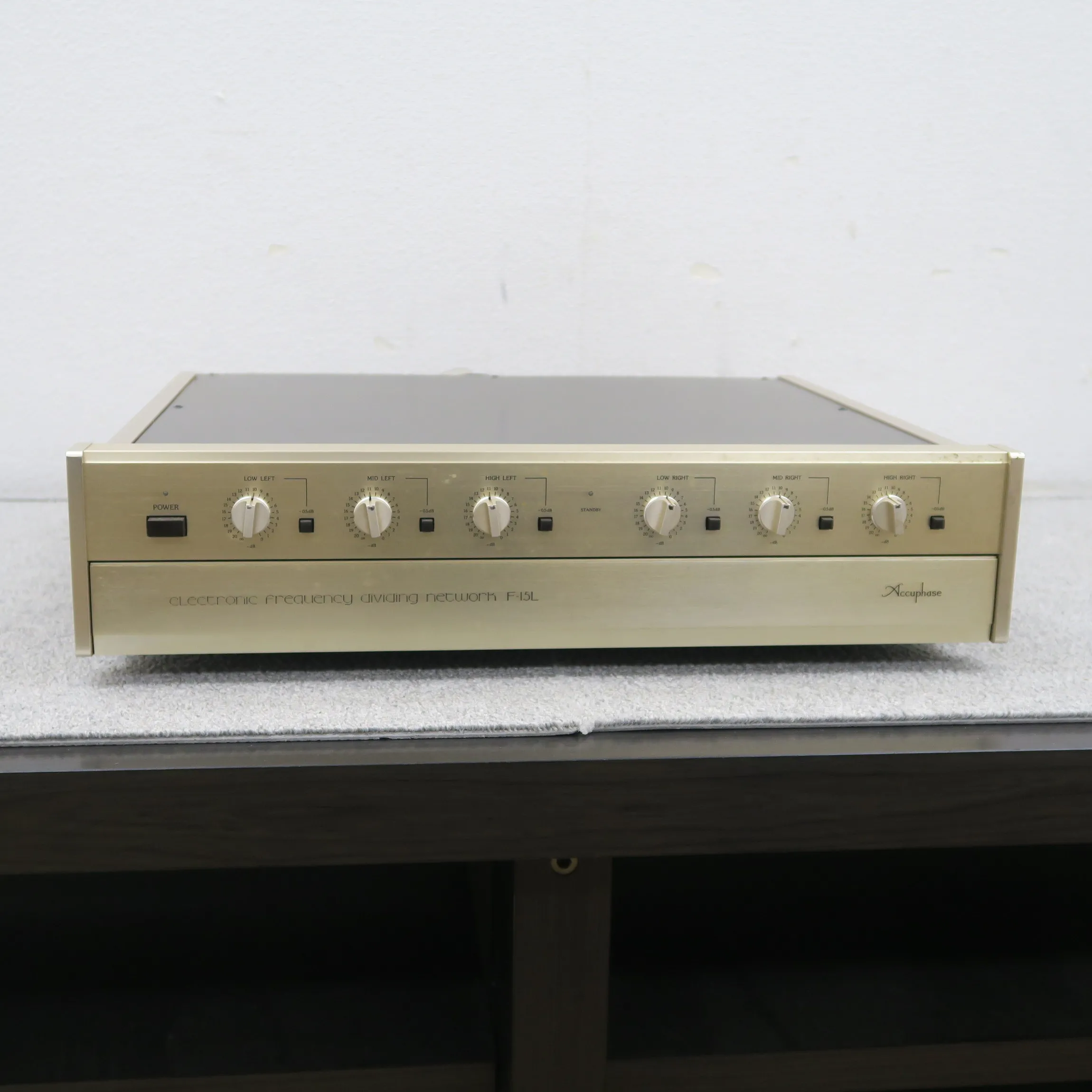 ジャンク】Accuphase F-15L 周波数ボード付 チャンネルデバイダー