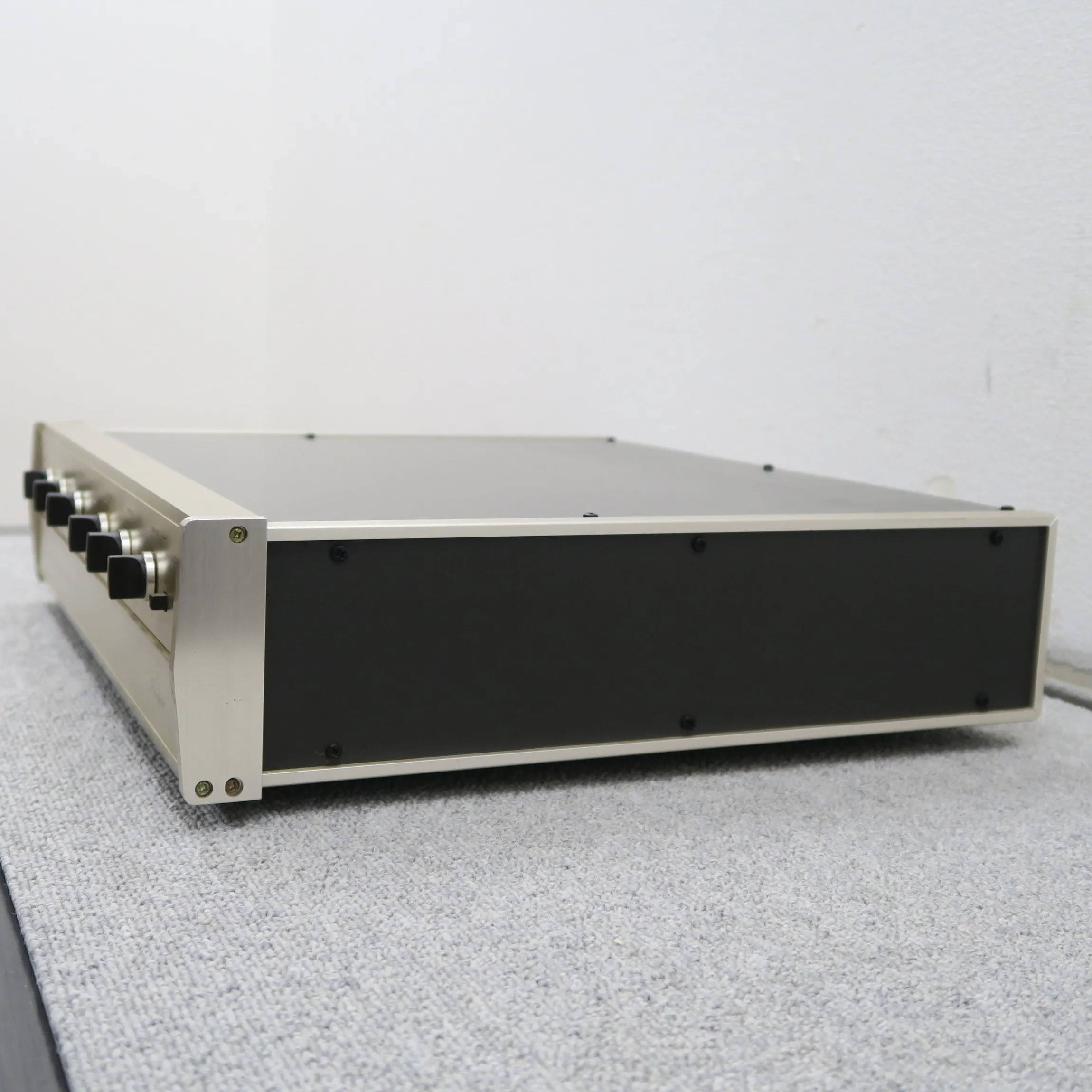 #Accuphase F-15 チャンネルデバイダー アキュフェーズ ジャンク】Accuphase F-15 チャンネルデバイダー アキュフェーズ